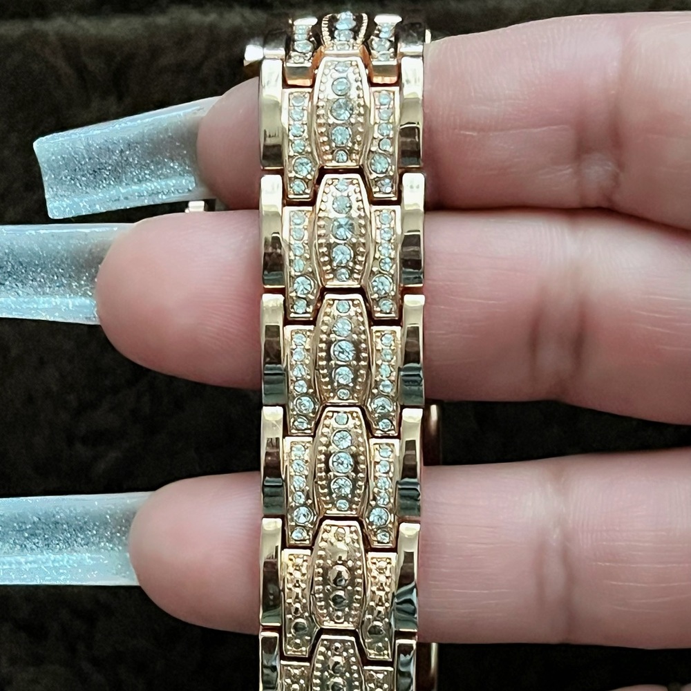 Watch - Picture 6 of 6